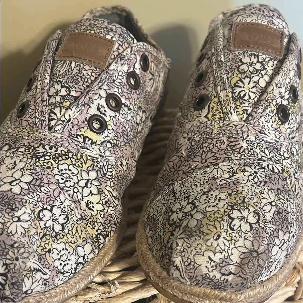 TOMS Women’s Floral Slip-Ons